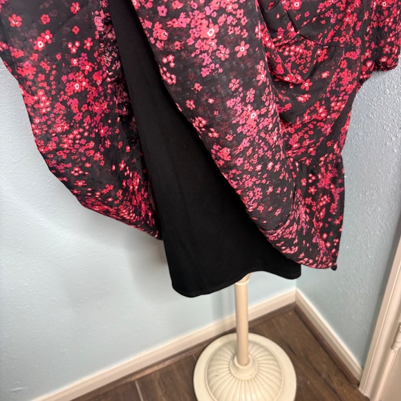 Maison Tara Plus Size Black Red Floral Dress - Picture 7 of 13